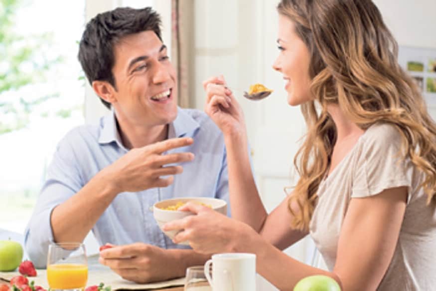 5- પાર્ટનરની સલાહ પસંદ નથી (Don't like advice):<br />ક્યારેક એવું થાય છે કે પત્ની આખી વાત સાંભળ્યા વગર પતિ તેને સલાહ આપવા લાગે છે. તેઓ પત્નીની સમસ્યાને સમજતા પણ નથી અને પોતાની એક્સપર્ટ સલાહ આપલા લાગે છે. પતિની આ આદત પત્નીને બિલકૂલ પસંદ નથી. 5- પાર્ટનરની સલાહ પસંદ નથી (Don't like advice):<br />ક્યારેક એવું થાય છે કે પત્ની આખી વાત સાંભળ્યા વગર પતિ તેને સલાહ આપવા લાગે છે. તેઓ પત્નીની સમસ્યાને સમજતા પણ નથી અને પોતાની એક્સપર્ટ સલાહ આપલા લાગે છે. પતિની આ આદત પત્નીને બિલકૂલ પસંદ નથી.