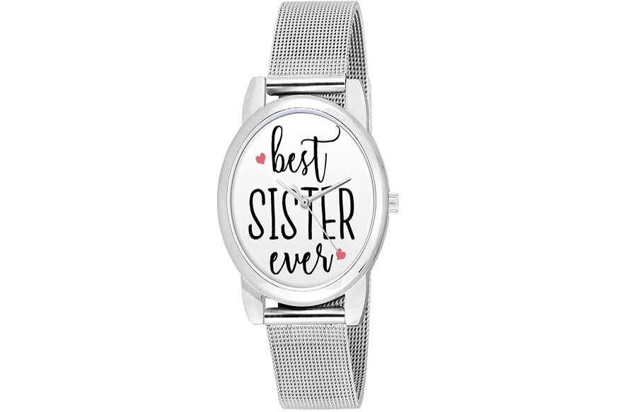 Women's Watch: આ સિલ્વર ચેન એનાલૉગ વૂમન વૉચ છે. જેની ચેઇન સ્ટેનલે સ્ટલની છે. આ પ્રોડક્ટ ઉપર 6 મહિનાની મેન્યુફેક્ચરિંગ વૉરંટી પણ મળે. આ એમેઝોન ઉપર 43% ડિસ્કાઉન્ટ પર મળે છે. Women's Watch: આ સિલ્વર ચેન એનાલૉગ વૂમન વૉચ છે. જેની ચેઇન સ્ટેનલે સ્ટલની છે. આ પ્રોડક્ટ ઉપર 6 મહિનાની મેન્યુફેક્ચરિંગ વૉરંટી પણ મળે. આ એમેઝોન ઉપર 43% ડિસ્કાઉન્ટ પર મળે છે.