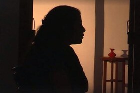 અન્ય સ્ત્રીના પ્રેમમાં પાગલ હતો પતિ, પત્નીએ વિરોધ કર્યો તો મળી આવી સજા