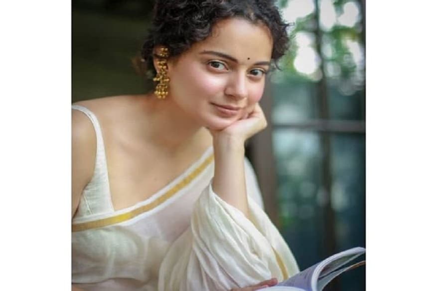 બોલિવૂડ એક્ટ્રેસ કંગના રનૌત (Kangana Ranuat) પોતાના વિવાદિત નિવેદનો અને અભિનય માટે જાણીતી છે. આજે તે તેમનો 33 જન્મદિવસ છે. (Kangana Ranaut Birthday) ટૂંક સમયમાં જ કંગના તેમની ફિલ્મ થલાઇવીમાં જાણીતી રાજનેતા જયલલિતાનું પાત્ર ભજવવાની છે. જો કે સંભાવના તો તેવી પણ છે કે જે રીતે કંગના રીલ ઉપર એક સશક્ત મહિલા રાજનેતાનું પાત્ર ભજવશે તે જ રીતે આવનારા સમયમાં તે અભિનય પછી રાજનિતીમાં પણ પદાર્પણ કરી શકે છે. અને આ વાતનો ઇશારો ખુદ કંગના ન્યૂઝ 18 ઇન્ડિયાના એક ઇન્ટરવ્યૂમાં આપી ચૂકી છે. બોલિવૂડ એક્ટ્રેસ કંગના રનૌત (Kangana Ranuat) પોતાના વિવાદિત નિવેદનો અને અભિનય માટે જાણીતી છે. આજે તે તેમનો 33 જન્મદિવસ છે. (Kangana Ranaut Birthday) ટૂંક સમયમાં જ કંગના તેમની ફિલ્મ થલાઇવીમાં જાણીતી રાજનેતા જયલલિતાનું પાત્ર ભજવવાની છે. જો કે સંભાવના તો તેવી પણ છે કે જે રીતે કંગના રીલ ઉપર એક સશક્ત મહિલા રાજનેતાનું પાત્ર ભજવશે તે જ રીતે આવનારા સમયમાં તે અભિનય પછી રાજનિતીમાં પણ પદાર્પણ કરી શકે છે. અને આ વાતનો ઇશારો ખુદ કંગના ન્યૂઝ 18 ઇન્ડિયાના એક ઇન્ટરવ્યૂમાં આપી ચૂકી છે.
