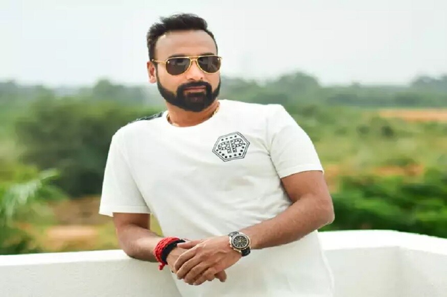 ઉલ્લેખનય છે કે, અમિત મિશ્રા (Amit Mishra) ક્રિકેટની દુનિયામાં આશરે 16 વર્ષથી સક્રિય છે. તેમણે વર્ષ 2003માં વનડે અને 2008માં ટેસ્ટ ડેબ્યૂ કર્યું હતું. તેમણે અત્યાર સુધી ટીમ ઈન્ડિયા માટે 22 ટેસ્ટ અને 36 વનડે મેચ રમી છે. ઉલ્લેખનય છે કે, અમિત મિશ્રા (Amit Mishra) ક્રિકેટની દુનિયામાં આશરે 16 વર્ષથી સક્રિય છે. તેમણે વર્ષ 2003માં વનડે અને 2008માં ટેસ્ટ ડેબ્યૂ કર્યું હતું. તેમણે અત્યાર સુધી ટીમ ઈન્ડિયા માટે 22 ટેસ્ટ અને 36 વનડે મેચ રમી છે.