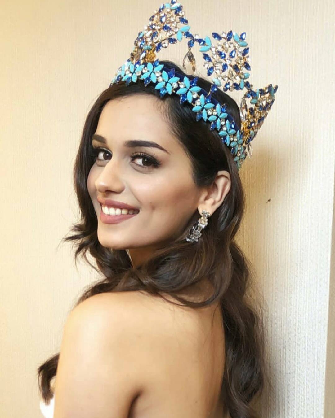 પૃથ્વીરાજ સાથે ડેબ્યૂ કરનારી માનુષીએ ખાસ કહ્યું કે, 'મહિલાઓમાં એઇડ્સની જાગૃતિ એ પ્રોજેક્ટ શક્તિની એક મોટી પહેલ હશે, કારણ કે મને લાગે છે કે જાગૃતિના કાર્યક્રમોનો અભાવને કારણે આપણા દેશની મહિલાઓ જોખમમાં મૂકાઇ છે. આપણે ભારતભરની હજારો મહિલાઓ સાથે કામ કરીએ છીએ અને અમે તેમને એડ્સની જાગૃતિ માટે શિક્ષિત કરવા માંગીએ છીએ, જેથી તેઓ તેમના સમુદાયોમાં આ મહત્વપૂર્ણ સંદેશ ફેલાવી શકે.' પૃથ્વીરાજ સાથે ડેબ્યૂ કરનારી માનુષીએ ખાસ કહ્યું કે, 'મહિલાઓમાં એઇડ્સની જાગૃતિ એ પ્રોજેક્ટ શક્તિની એક મોટી પહેલ હશે, કારણ કે મને લાગે છે કે જાગૃતિના કાર્યક્રમોનો અભાવને કારણે આપણા દેશની મહિલાઓ જોખમમાં મૂકાઇ છે. આપણે ભારતભરની હજારો મહિલાઓ સાથે કામ કરીએ છીએ અને અમે તેમને એડ્સની જાગૃતિ માટે શિક્ષિત કરવા માંગીએ છીએ, જેથી તેઓ તેમના સમુદાયોમાં આ મહત્વપૂર્ણ સંદેશ ફેલાવી શકે.'
