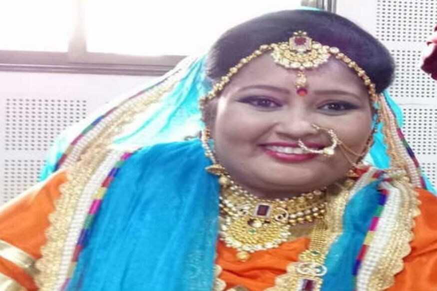 દિવ્યાંગ હોવાથી પોતાની જીવનસંગીની પણ દિવ્યાંગ પસંદ કરી હતી. ભૂકંપ ની ઘટનાને હાલ તો 19 વર્ષ જેટલો સમય વીતી ગયો છે ને નીતા અને પરાગ ના સફળ લગ્નજીવન ને 15 વર્ષ જેટલો સમય વીતી ગયો છે. નીતા અને પરાગ કહે છે કે અમે બંને દિવ્યાંગ હોવાથી દિવ્યાંગોની પીડા સારી રીતે સમજીએ છીએ. આ દંપતી દિવ્યાંગો માટે સેન્ટર પણ ચલાવે છે. તો નીતા પંચાલ છેલ્લા 5 વર્ષ થી ડિસેબલ વુમન સેન્ટર ચલાવે છે. દિવ્યાંગ હોવાથી પોતાની જીવનસંગીની પણ દિવ્યાંગ પસંદ કરી હતી. ભૂકંપ ની ઘટનાને હાલ તો 19 વર્ષ જેટલો સમય વીતી ગયો છે ને નીતા અને પરાગ ના સફળ લગ્નજીવન ને 15 વર્ષ જેટલો સમય વીતી ગયો છે. નીતા અને પરાગ કહે છે કે અમે બંને દિવ્યાંગ હોવાથી દિવ્યાંગોની પીડા સારી રીતે સમજીએ છીએ. આ દંપતી દિવ્યાંગો માટે સેન્ટર પણ ચલાવે છે. તો નીતા પંચાલ છેલ્લા 5 વર્ષ થી ડિસેબલ વુમન સેન્ટર ચલાવે છે.