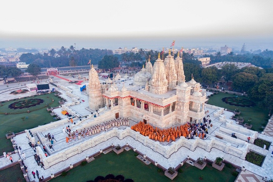 પ્રગટ બ્રહ્મસ્વરૂપ મહંતસ્વામી મહારાજના વરદ હસ્તે બી.એ.પી.એસ. નૂતન મંદિર પ્રાણ-પ્રતિષ્ઠા વિધી મહોત્સવ આજે તા. 30-01-2020, ગુરુવાર, વસંત પંચમીના દિવસે ઉજવાયો હતો અને મંદિર સમગ્ર જાહેર જનતા માટે ખુલ્લુ મુકાયુ હતું.પ્રગટ બ્રહ્મસ્વરૂપ મહંતસ્વામી મહારાજના વરદ હસ્તે બી.એ.પી.એસ. નૂતન મંદિર પ્રાણ-પ્રતિષ્ઠા વિધી મહોત્સવ આજે તા. 30-01-2020, ગુરુવાર, વસંત પંચમીના દિવસે ઉજવાયો હતો અને મંદિર સમગ્ર જાહેર જનતા માટે ખુલ્લુ મુકાયુ હતું. પ્રગટ બ્રહ્મસ્વરૂપ મહંતસ્વામી મહારાજના વરદ હસ્તે બી.એ.પી.એસ. નૂતન મંદિર પ્રાણ-પ્રતિષ્ઠા વિધી મહોત્સવ આજે તા. 30-01-2020, ગુરુવાર, વસંત પંચમીના દિવસે ઉજવાયો હતો અને મંદિર સમગ્ર જાહેર જનતા માટે ખુલ્લુ મુકાયુ હતું.પ્રગટ બ્રહ્મસ્વરૂપ મહંતસ્વામી મહારાજના વરદ હસ્તે બી.એ.પી.એસ. નૂતન મંદિર પ્રાણ-પ્રતિષ્ઠા વિધી મહોત્સવ આજે તા. 30-01-2020, ગુરુવાર, વસંત પંચમીના દિવસે ઉજવાયો હતો અને મંદિર સમગ્ર જાહેર જનતા માટે ખુલ્લુ મુકાયુ હતું.