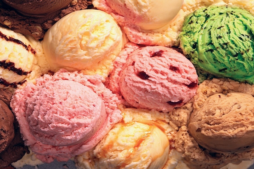 નવી દિલ્હીઃ દૂધ (Milk)પછી હવે દેશમાં આઈસક્રિમ (Ice Cream) વધારે મોંઘી થશે. આઈસક્રિમ બનાવનાર કંપનીઓ 8થી 15 ટકા કિંમતોમાં વધારો કરવાની તૈયારીમાં છે. આઈસક્રિમની કિંમતોમાં વધારો મુખ્ય રૂપથી ઈનપુટ કોસ્ટ વધવાના કારણે થશે. નવી દિલ્હીઃ દૂધ (Milk)પછી હવે દેશમાં આઈસક્રિમ (Ice Cream) વધારે મોંઘી થશે. આઈસક્રિમ બનાવનાર કંપનીઓ 8થી 15 ટકા કિંમતોમાં વધારો કરવાની તૈયારીમાં છે. આઈસક્રિમની કિંમતોમાં વધારો મુખ્ય રૂપથી ઈનપુટ કોસ્ટ વધવાના કારણે થશે.