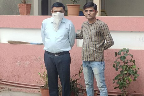 અમદાવાદ : કૌટુંબિક ઝઘડામાં બદલો લેવા મહિલાનાં ફોટા અન્ય પુરૂષ સાથે મોર્ફ કરી Fake પ્રોફાઇલ બનાવી અમદાવાદ : કૌટુંબિક ઝઘડામાં બદલો લેવા મહિલાનાં ફોટા અન્ય પુરૂષ સાથે મોર્ફ કરી Fake પ્રોફાઇલ બનાવી