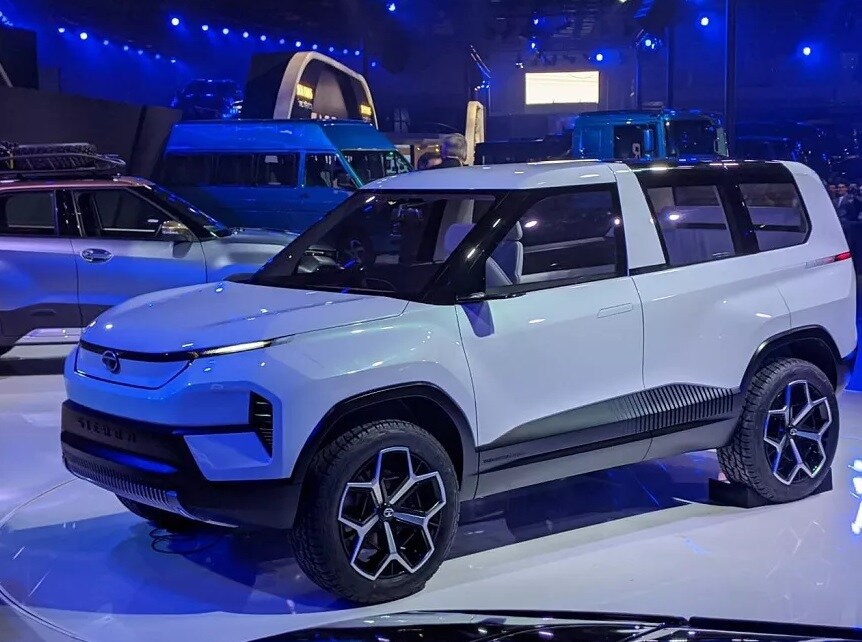 ટાટા મોટર્સે ટાટા (Tata Motors)નું નવું વર્ઝન દર્શાવ્યું છે. રિસ્ટ્રક્ચર્ડ સીએરા કન્સેપ્ટ સંપૂર્ણ ઇલેક્ટ્રિક SUV હશે. કંપનીએ આ કાર ALFA ARC પ્લેફૉર્મ પર તૈયારી કરી છે. ટાટા મોટર્સે ટાટા (Tata Motors)નું નવું વર્ઝન દર્શાવ્યું છે. રિસ્ટ્રક્ચર્ડ સીએરા કન્સેપ્ટ સંપૂર્ણ ઇલેક્ટ્રિક SUV હશે. કંપનીએ આ કાર ALFA ARC પ્લેફૉર્મ પર તૈયારી કરી છે.