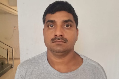 સાળાની પત્ની સાથે અનૈતિક સંબંધ : ગોંડલમાં સગા બનેવીએ સાળાને ઝેર ભેળવી દારૂ પીવડાવી દીધો સાળાની પત્ની સાથે અનૈતિક સંબંધ : ગોંડલમાં સગા બનેવીએ સાળાને ઝેર ભેળવી દારૂ પીવડાવી દીધો