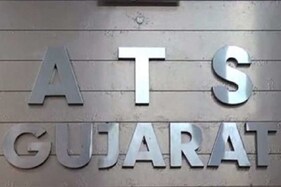 ગુજરાત ATSના પાંચ જિલ્લામાં દરોડા, 54 વિદેશી હથિયારો સાથે 9 આરોપીને દબોચી લીધા