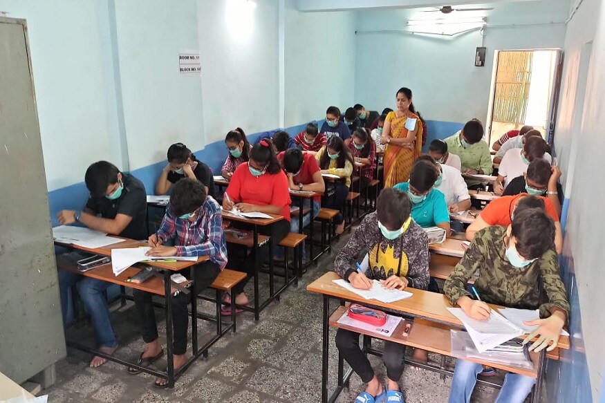 આ કામગીરીમાં જોડાનારા શિક્ષકોની સુરક્ષા-સલામતિ સોશિયલ ડીસ્ટન્સીંગ નોમ્સ વગેરેની વ્યવસ્થા રાજ્ય સરકાર કરશે, તેમજ જ્યાં જરૂર જણાય ત્યાં વધારાના ઓરડાઓની વ્યવસ્થા પણ આ હેતુસર કરવામાં આવશે આ કામગીરીમાં જોડાનારા શિક્ષકોની સુરક્ષા-સલામતિ સોશિયલ ડીસ્ટન્સીંગ નોમ્સ વગેરેની વ્યવસ્થા રાજ્ય સરકાર કરશે, તેમજ જ્યાં જરૂર જણાય ત્યાં વધારાના ઓરડાઓની વ્યવસ્થા પણ આ હેતુસર કરવામાં આવશે