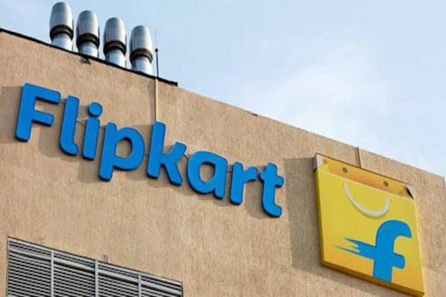 Flipkartએ બંધ કરી સેવાઃ- વોલમાર્ટ હસ્તગત ફ્લિપકાર્ટે બુધવારે કહ્યું હતું કે તે ભારતમાં અસ્થાયી રૂપથી પોતાની સેવાઓ બંધ કરી રહી છે. ફ્લિપકાર્ટ.કોમ ખોલતાની સાથે જ પેજ ઉપર એક બેનર છે. જેના ઉપર એક મેસેજ લખ્યો છે કે, અમે પોતાની સેવાઓને અસ્થાયી રૂપે બંધ કરી રહ્યા છીએ. અમારા માટે તમારી જરૂરત સૌથી પહેલા છે. અમે વાયદો કરીએ છીએ કે ટૂંક સમયમાં અમે પર ફરીશું. (પ્રતિકાત્મક તસવીર) Flipkartએ બંધ કરી સેવાઃ- વોલમાર્ટ હસ્તગત ફ્લિપકાર્ટે બુધવારે કહ્યું હતું કે તે ભારતમાં અસ્થાયી રૂપથી પોતાની સેવાઓ બંધ કરી રહી છે. ફ્લિપકાર્ટ.કોમ ખોલતાની સાથે જ પેજ ઉપર એક બેનર છે. જેના ઉપર એક મેસેજ લખ્યો છે કે, અમે પોતાની સેવાઓને અસ્થાયી રૂપે બંધ કરી રહ્યા છીએ. અમારા માટે તમારી જરૂરત સૌથી પહેલા છે. અમે વાયદો કરીએ છીએ કે ટૂંક સમયમાં અમે પર ફરીશું. (પ્રતિકાત્મક તસવીર)