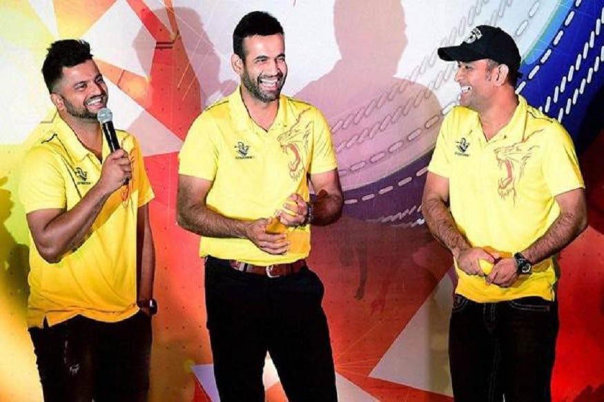 નવી દિલ્હી : ટીમ ઇન્ડિયા (Team India)માં મહેન્દ્રસિંહ ધોની (Mahendra Singh Dhoni)ના ભવિષ્યને લઈને હવે ઇરફાન પઠાણ (Irfan Pathan)પણ ખુલીને સામે આવ્યો છે. ટીમ ઇન્ડિયાના પૂર્વ ઓલરાઉન્ડર ઇરફાન પઠાણે બીસીસીઆઈને ધોની સાથે જોડાયેલ સવાલોના જવાબ આપવા કહ્યું છે. ધોની આ વર્ષે આઈપીએલ દ્વારા મેદાનમાં વાપસી કરવાનો હતો પણ કોરોના વાયરસના (Coronavirus)કારણે આ વર્ષે આઈપીએલનું (IPL) આયોજન મુશ્કેલ લાગી રહ્યું છે. ધોની છેલ્લે વર્લ્ડ કપની સેમિ ફાઇનલમાં ટીમ ઇન્ડિયા તરફથી રમ્યો હતો. નવી દિલ્હી : ટીમ ઇન્ડિયા (Team India)માં મહેન્દ્રસિંહ ધોની (Mahendra Singh Dhoni)ના ભવિષ્યને લઈને હવે ઇરફાન પઠાણ (Irfan Pathan)પણ ખુલીને સામે આવ્યો છે. ટીમ ઇન્ડિયાના પૂર્વ ઓલરાઉન્ડર ઇરફાન પઠાણે બીસીસીઆઈને ધોની સાથે જોડાયેલ સવાલોના જવાબ આપવા કહ્યું છે. ધોની આ વર્ષે આઈપીએલ દ્વારા મેદાનમાં વાપસી કરવાનો હતો પણ કોરોના વાયરસના (Coronavirus)કારણે આ વર્ષે આઈપીએલનું (IPL) આયોજન મુશ્કેલ લાગી રહ્યું છે. ધોની છેલ્લે વર્લ્ડ કપની સેમિ ફાઇનલમાં ટીમ ઇન્ડિયા તરફથી રમ્યો હતો.