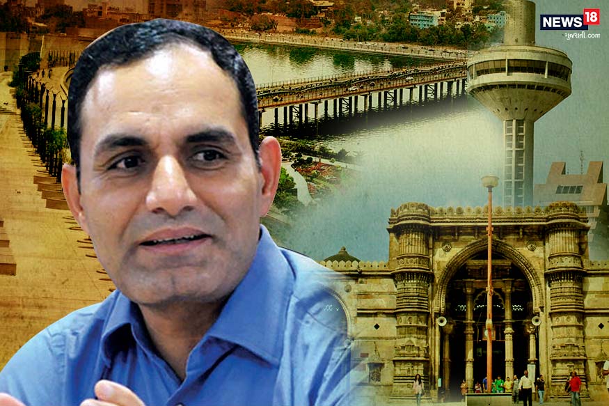 અમદાવાદ : કોરોના વાયરસના સંક્રમણના વધી રહેલા ગ્રાફ વચ્ચે અમદાવાદના મ્યુનિસિપિલ કમિશનર વિજય નેહરાએ આજે જણાવ્યું કે અમદાવાદ શહેરમાં નોંધાયેલા કુલ કેસમાંથી 1459 કેસ એક્ટિવ છે. એટલે કે શહેરમાં નોંધાયેલા 1638 કેસમાંથી 1459 કેસ એક્ટિવ છે. અમદાવાદમાં છેલ્લા 24 કલાકમાં 151 કેસ નોંધાયા છે. પાલિકાના કમિશનર વિજય નેહરાએ જણાવ્યું કે મે મહિનામાં અમદાવાદમાં કોરોનાના કેસનો રાફડો ફાટે તેવી શક્યતા છે. અમદાવાદમાં 15મી મે સુધીમાં કોરોના આ રીતે ફેલાતો રહ્યો તો 50,000 કેસ નોંધાવાની શક્યતા છે. જ્યારે 31મી મે સુધીમાં 8 લાખ કેસ નોંધાવાની આશંકા છે. આ ગતિને ઓછી કરવા માટે આપણે કેસ ડબલિંગ રેટ ઘટાવો પડશે અને તેના માટે અમદાવાદમાં વડીલોને ઘરમાં રાખવા પડશે. અમદાવાદ : કોરોના વાયરસના સંક્રમણના વધી રહેલા ગ્રાફ વચ્ચે અમદાવાદના મ્યુનિસિપિલ કમિશનર વિજય નેહરાએ આજે જણાવ્યું કે અમદાવાદ શહેરમાં નોંધાયેલા કુલ કેસમાંથી 1459 કેસ એક્ટિવ છે. એટલે કે શહેરમાં નોંધાયેલા 1638 કેસમાંથી 1459 કેસ એક્ટિવ છે. અમદાવાદમાં છેલ્લા 24 કલાકમાં 151 કેસ નોંધાયા છે. પાલિકાના કમિશનર વિજય નેહરાએ જણાવ્યું કે મે મહિનામાં અમદાવાદમાં કોરોનાના કેસનો રાફડો ફાટે તેવી શક્યતા છે. અમદાવાદમાં 15મી મે સુધીમાં કોરોના આ રીતે ફેલાતો રહ્યો તો 50,000 કેસ નોંધાવાની શક્યતા છે. જ્યારે 31મી મે સુધીમાં 8 લાખ કેસ નોંધાવાની આશંકા છે. આ ગતિને ઓછી કરવા માટે આપણે કેસ ડબલિંગ રેટ ઘટાવો પડશે અને તેના માટે અમદાવાદમાં વડીલોને ઘરમાં રાખવા પડશે.
