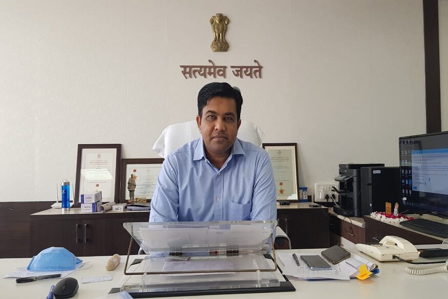 આવનારા સમયમાં કોરોનાના કેસના વધે તેની તમામ તકેદારી રાખવામાં આવી છે. લોકોને પણ પોતાના ઘરેથી ન નીકળવાના આદેશ પણ કરવા આવી રહ્યા છે . આવનારા સમયમાં કોરોનાના કેસના વધે તેની તમામ તકેદારી રાખવામાં આવી છે. લોકોને પણ પોતાના ઘરેથી ન નીકળવાના આદેશ પણ કરવા આવી રહ્યા છે .