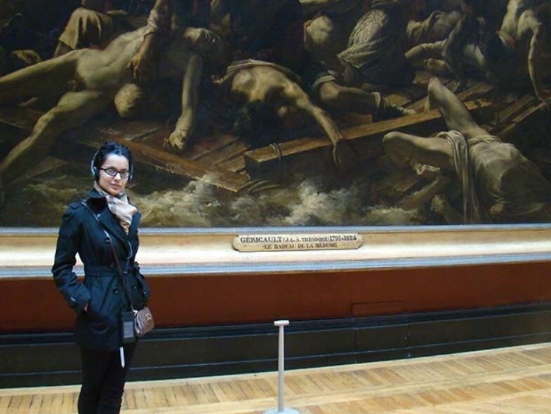 આ તસવીરોને શેર કરતા તેણે લખ્યું છે કે, Major #Throwback check: Wanderlust Kangana travelling all around Europe (in 2008!!) learning about art-history and wines. Sundays are for reminiscing about those carefree days, till we can travel again ... આ તસવીરોને શેર કરતા તેણે લખ્યું છે કે, Major #Throwback check: Wanderlust Kangana travelling all around Europe (in 2008!!) learning about art-history and wines. Sundays are for reminiscing about those carefree days, till we can travel again ...