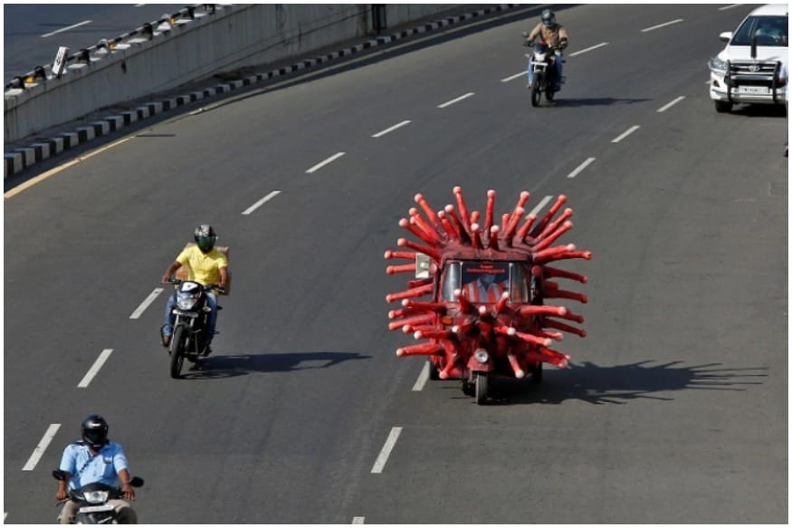 નવી દિલ્હીઃ કોરોના વાયરસ (Coronavirus)નું સંક્રમણ ઓછું ફેલાય તે માટે સમગ્ર દેશમાં 3 મે સુધી લૉકડાઉન (Lockdown) લાગુ છે. એવામાં લૉકડાઉન ખતમ થયા બાદ દેશમાં કેવી રીતે કામકાજ તશે તેને લઈને સરકાર એક્શન પ્લાન (Action Plan) તૈયાર કરી રહી છે. સૂત્રો મુજબ, લૉકડાઉન બાદ સરકાર (Modi Government)નો ઉદ્દેશ્ય હશે કે ઓછામાં ઓછા લોકોની સાથે વધુમાં વધુ કામ. જેના કારણે દેશની અર્થવ્યવસ્થા પણ પાટા પર આવી શકે અને લોકો કોરોનાથી બચીને પણ રહી શકે. નવી દિલ્હીઃ કોરોના વાયરસ (Coronavirus)નું સંક્રમણ ઓછું ફેલાય તે માટે સમગ્ર દેશમાં 3 મે સુધી લૉકડાઉન (Lockdown) લાગુ છે. એવામાં લૉકડાઉન ખતમ થયા બાદ દેશમાં કેવી રીતે કામકાજ તશે તેને લઈને સરકાર એક્શન પ્લાન (Action Plan) તૈયાર કરી રહી છે. સૂત્રો મુજબ, લૉકડાઉન બાદ સરકાર (Modi Government)નો ઉદ્દેશ્ય હશે કે ઓછામાં ઓછા લોકોની સાથે વધુમાં વધુ કામ. જેના કારણે દેશની અર્થવ્યવસ્થા પણ પાટા પર આવી શકે અને લોકો કોરોનાથી બચીને પણ રહી શકે.
