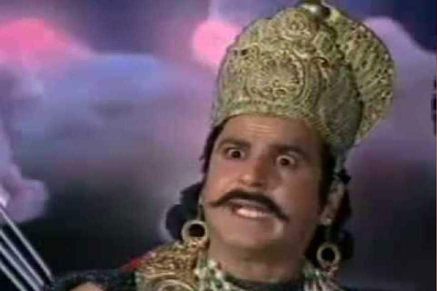 80ના દાયકામાં રામનંદ સાગરની લોકપ્રિય સીરિયલમાં તેમણે મેઘનાથ ઇન્દ્રજીતનો દમદાર રોલ ભજવી ફરી એક સફળતાનો સ્વાદ ચાખ્યો હતો. આ રોલથી વિજય અરોરાએ પોતાની એક્ટિંગને અમર બનાવી દીધી હતી. મેધનાથના આ રોલ માટે લોકો આજે પણ તેમને યાદ કરે છે. 80ના દાયકામાં રામનંદ સાગરની લોકપ્રિય સીરિયલમાં તેમણે મેઘનાથ ઇન્દ્રજીતનો દમદાર રોલ ભજવી ફરી એક સફળતાનો સ્વાદ ચાખ્યો હતો. આ રોલથી વિજય અરોરાએ પોતાની એક્ટિંગને અમર બનાવી દીધી હતી. મેધનાથના આ રોલ માટે લોકો આજે પણ તેમને યાદ કરે છે.