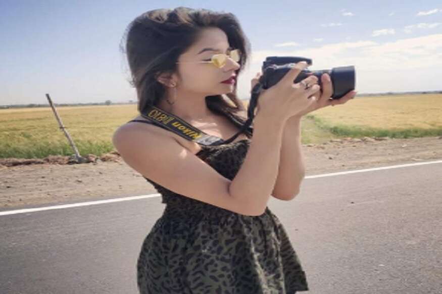 ટીવીની કલાકાર (television Artist) પ્રેક્ષા મેહતાએ (Preksha mehta) આત્મહત્યા (suicide) કરી લેતા ખળભળાટ મચી ગયો છે. ઇંદોરની નિવાસી પ્રેક્ષાએ લૉકડાઉન (Lockdown)માં ઘણા દિવસોથી ઘરની બહાર પગ નહોતો મૂક્યો. પ્રેક્ષાએ પોતાના સોશિયલ મીડિયામાં એક ભાવુક પોસ્ટ લખીને આત્મહત્યા કરી હતી. ટીવીની કલાકાર (television Artist) પ્રેક્ષા મેહતાએ (Preksha mehta) આત્મહત્યા (suicide) કરી લેતા ખળભળાટ મચી ગયો છે. ઇંદોરની નિવાસી પ્રેક્ષાએ લૉકડાઉન (Lockdown)માં ઘણા દિવસોથી ઘરની બહાર પગ નહોતો મૂક્યો. પ્રેક્ષાએ પોતાના સોશિયલ મીડિયામાં એક ભાવુક પોસ્ટ લખીને આત્મહત્યા કરી હતી.