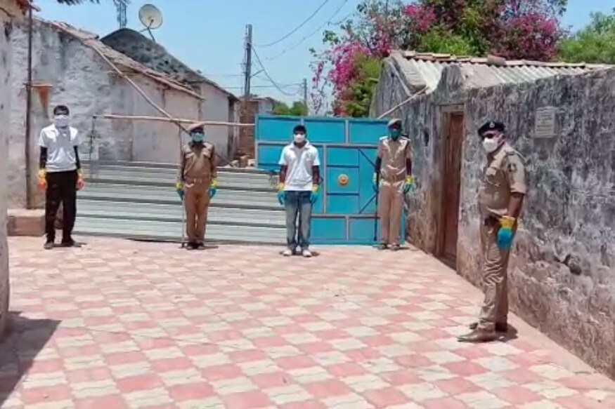 ગામમાં બે કોરોના પોઝિટિવ કેસ આવ્યા બાદ ગામમાં ચાલતી ડેરી બંધ કરી દેવામાં આવી છે. ડેરીએ ખેડૂતો પાસેથી દૂધ લેવાનું બંધ કરતા ફક્ત પશુપાલન સાથે જોડાયેલા લોકો મુશ્કેલીમાં મૂક્યા છે. ગામના લોકોની સૌથી મોટી સમસ્યા દૂધનું શું કરવું તે છે. એક તરફ કોરોનાનો ખતરો છે અને બીજી તરફ ઉનાળો બરાબર તપી રહ્યો છે. આ બંને પરિસ્થિતમાં ગામના લોકો ખૂબ પરેશાની ભોગવી રહ્યા છે. ગામમાં બે કોરોના પોઝિટિવ કેસ આવ્યા બાદ ગામમાં ચાલતી ડેરી બંધ કરી દેવામાં આવી છે. ડેરીએ ખેડૂતો પાસેથી દૂધ લેવાનું બંધ કરતા ફક્ત પશુપાલન સાથે જોડાયેલા લોકો મુશ્કેલીમાં મૂક્યા છે. ગામના લોકોની સૌથી મોટી સમસ્યા દૂધનું શું કરવું તે છે. એક તરફ કોરોનાનો ખતરો છે અને બીજી તરફ ઉનાળો બરાબર તપી રહ્યો છે. આ બંને પરિસ્થિતમાં ગામના લોકો ખૂબ પરેશાની ભોગવી રહ્યા છે.