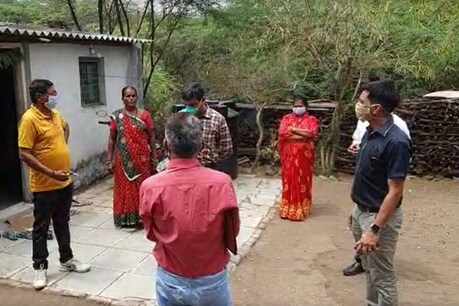 'નિસર્ગ' નજીક પહોંચ્યું : સુરત અને વલસાડના કિનારાના ગામોમાંથી સ્થળાંતર શરૂ, તિથલ બીચ 5 દિવસ સુધી બંધ કરાયો