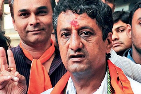 ખાડિયાનાં પૂર્વ  MLA ભૂષણ ભટ્ટની છેડતીનાં વાયરલ મેસેજ પર પ્રતિક્રિયા, 'આ નકારાત્મક રાજનીતિ'