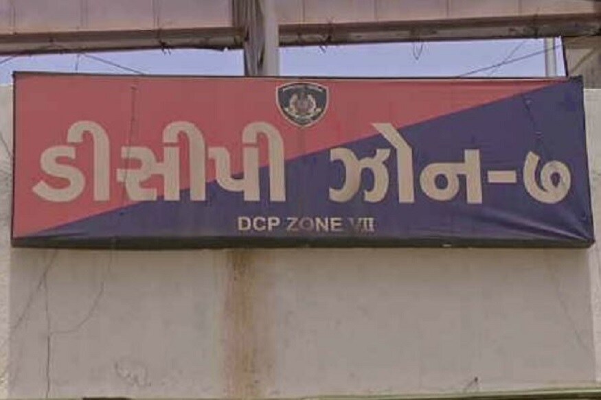 સેટેલાઈટ અને વાસણા પોલીસે ગાડીની છેતરપિંડી અંગે તપાસ કરતા પાર્થ ઓડ કોન્ટ્રાક્ટના નામે ગાડી મેળવતો અને બાદમાં ભરત ગોહિલ અને કૌશલ ગોહિલને ગીરવે આપી દેતો હતો. આરોપીએ આવી એક બે નહી પરંતુ 15 ગાડીઓની છેતરપિંડી કરી હોવાનું પોલીસ તપાસમાં સામે આવ્યુ છે. જેથી પોલીસે ગીરવે મુકેલી ગાડી કબ્જે કરવાની તજવીજ હાથ ધરી છે. પરંતુ ગુનામાં સૌથી મોટી બેદરકારી સેટેલાઈટ પોલીસ મથકના પીઆઈ પી ડી દરજીની છે. જેમણે દોઢ મહિના પહેલા મળેલી અરજીની તપાસ જ શરૂ કરી ન હતી. જેથી તેમને સસ્પેન્ડ કરી એસીપી એન ડિવીઝન દિવ્યા રવિયાને કેસની તપાસ સોંપવામાં આવી છે. સેટેલાઈટ અને વાસણા પોલીસે ગાડીની છેતરપિંડી અંગે તપાસ કરતા પાર્થ ઓડ કોન્ટ્રાક્ટના નામે ગાડી મેળવતો અને બાદમાં ભરત ગોહિલ અને કૌશલ ગોહિલને ગીરવે આપી દેતો હતો. આરોપીએ આવી એક બે નહી પરંતુ 15 ગાડીઓની છેતરપિંડી કરી હોવાનું પોલીસ તપાસમાં સામે આવ્યુ છે. જેથી પોલીસે ગીરવે મુકેલી ગાડી કબ્જે કરવાની તજવીજ હાથ ધરી છે. પરંતુ ગુનામાં સૌથી મોટી બેદરકારી સેટેલાઈટ પોલીસ મથકના પીઆઈ પી ડી દરજીની છે. જેમણે દોઢ મહિના પહેલા મળેલી અરજીની તપાસ જ શરૂ કરી ન હતી. જેથી તેમને સસ્પેન્ડ કરી એસીપી એન ડિવીઝન દિવ્યા રવિયાને કેસની તપાસ સોંપવામાં આવી છે.