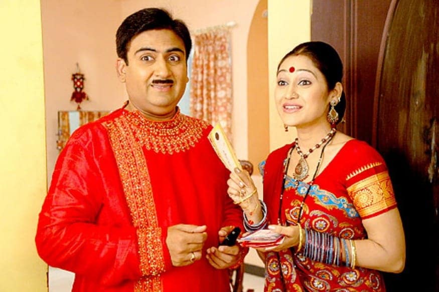 લૉકડાઉનમાં મળેલી છૂટ બાદ હવે તારક મહેતા કા ઉલ્ટા ચશ્માનું શૂટિંગ પણ ટૂંક સમયમાં શરૂ કરવામાં આવેશ. દર્શક એ જાણવા માટે ઉત્સાહિત છે કે મેકર્સ દિશાની એન્ટ્રીની સાથે તેમના માટે શું નવું લઈ આવી રહ્યા છે. મળતી માહિતી મુજબ આ શૉનું શૂટિંગ સરકાર દ્વારા જાહેર કરવામાં આવેલી ગાઇડલાઇન્સની સાથે શરૂ કરવામાં આવશે. લૉકડાઉનમાં મળેલી છૂટ બાદ હવે તારક મહેતા કા ઉલ્ટા ચશ્માનું શૂટિંગ પણ ટૂંક સમયમાં શરૂ કરવામાં આવેશ. દર્શક એ જાણવા માટે ઉત્સાહિત છે કે મેકર્સ દિશાની એન્ટ્રીની સાથે તેમના માટે શું નવું લઈ આવી રહ્યા છે. મળતી માહિતી મુજબ આ શૉનું શૂટિંગ સરકાર દ્વારા જાહેર કરવામાં આવેલી ગાઇડલાઇન્સની સાથે શરૂ કરવામાં આવશે.