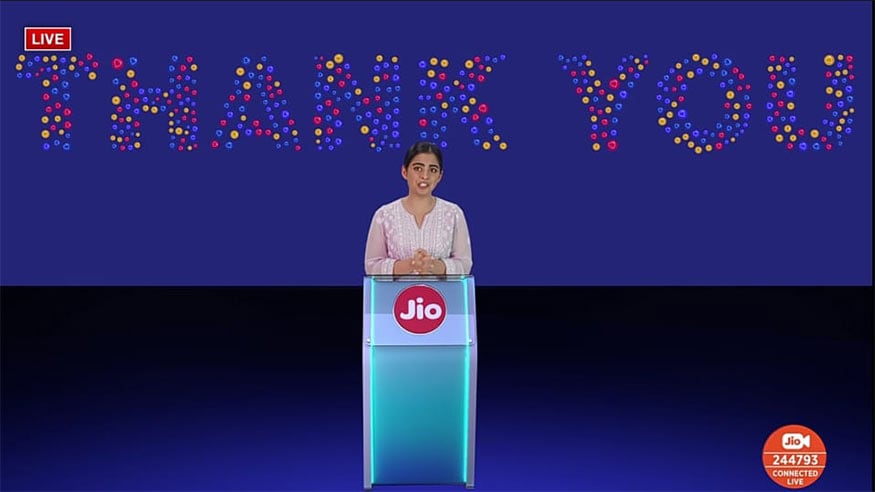 Jio TV+ : ઈશા અંબાણી અને આકાશ અંબાણીએ નવા Jio TV+ની ખાસિયત ગણાવી હતી. નવા Jio TV+માં નેટફ્લિક્સ, એમેઝોન પ્રાઇમ વીડિયો, હૉટસ્ટાર જેવી તમામ OTT ચેનલ હશે. જેમાં લૉગઇન માટે અલગ અલગ આઈડી અને પાસવર્ડની જરૂર નહીં રહે. Jio TV+ સાથે તમે ફક્ત એક જ ક્લિકમાં કોઈ પણ OTTમાં કંઈ પણ જોઈ શકો છો. Jio TV+ : ઈશા અંબાણી અને આકાશ અંબાણીએ નવા Jio TV+ની ખાસિયત ગણાવી હતી. નવા Jio TV+માં નેટફ્લિક્સ, એમેઝોન પ્રાઇમ વીડિયો, હૉટસ્ટાર જેવી તમામ OTT ચેનલ હશે. જેમાં લૉગઇન માટે અલગ અલગ આઈડી અને પાસવર્ડની જરૂર નહીં રહે. Jio TV+ સાથે તમે ફક્ત એક જ ક્લિકમાં કોઈ પણ OTTમાં કંઈ પણ જોઈ શકો છો.