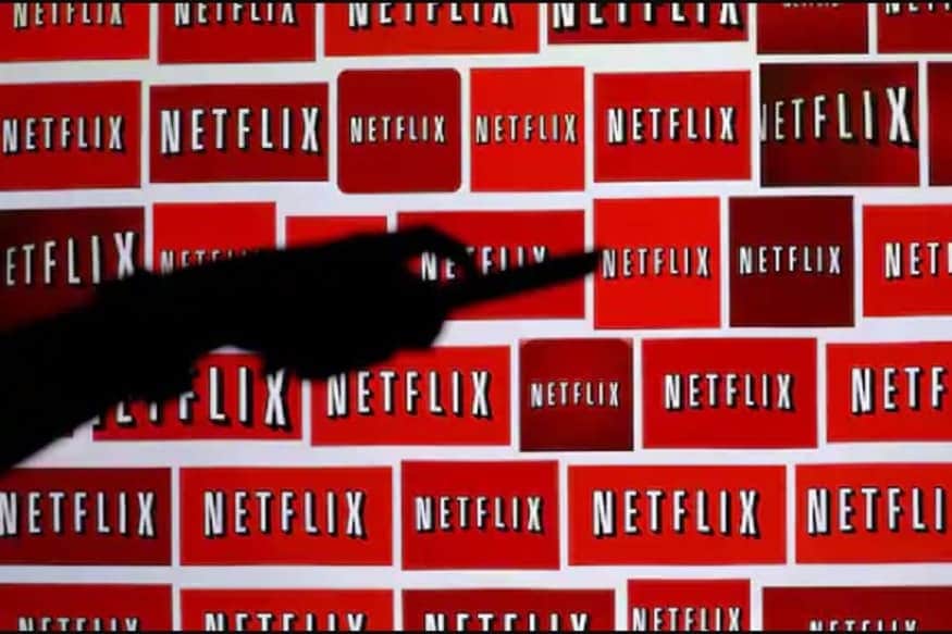 વીડિયો સ્ટ્રીમિંગ પ્લેટફોર્મ નેટફિલ્ક્સ (Netflix) ભારતીય યુઝર્સ માટે સારા સમાચાર આપવાની તૈયારી કરી રહી છે. કંપનીએ ગ્રાહકો માટે એક 349 રૂપિયાનો નવો મોબાીલ સબસ્ક્રિપ્શન પ્લાન લાવવાની તૈયારી કરી છે. જેનું અત્યારે ટેસ્ટિંગ ચાલી રહ્યું છે. નવા પ્લાને Mobile Plus પ્લાન નામ આપવામાં આવ્યું છે. આ 349 રૂપિયા પ્રતિ મહિનાનો પ્લાન હશે. HD સ્ટ્રીમિંગને સપોર્ટ કરશે. HD સ્ટ્રીમિંગની સાથે સાથે આ યુઝર્સને મોબાઈલની સાથે સાથે ટેબલેટ અને કમ્પ્યૂટર ઉપર પણ ફિલ્મો અને વેબ સિરિઝ જોઈ શકશો. વીડિયો સ્ટ્રીમિંગ પ્લેટફોર્મ નેટફિલ્ક્સ (Netflix) ભારતીય યુઝર્સ માટે સારા સમાચાર આપવાની તૈયારી કરી રહી છે. કંપનીએ ગ્રાહકો માટે એક 349 રૂપિયાનો નવો મોબાીલ સબસ્ક્રિપ્શન પ્લાન લાવવાની તૈયારી કરી છે. જેનું અત્યારે ટેસ્ટિંગ ચાલી રહ્યું છે. નવા પ્લાને Mobile Plus પ્લાન નામ આપવામાં આવ્યું છે. આ 349 રૂપિયા પ્રતિ મહિનાનો પ્લાન હશે. HD સ્ટ્રીમિંગને સપોર્ટ કરશે. HD સ્ટ્રીમિંગની સાથે સાથે આ યુઝર્સને મોબાઈલની સાથે સાથે ટેબલેટ અને કમ્પ્યૂટર ઉપર પણ ફિલ્મો અને વેબ સિરિઝ જોઈ શકશો.