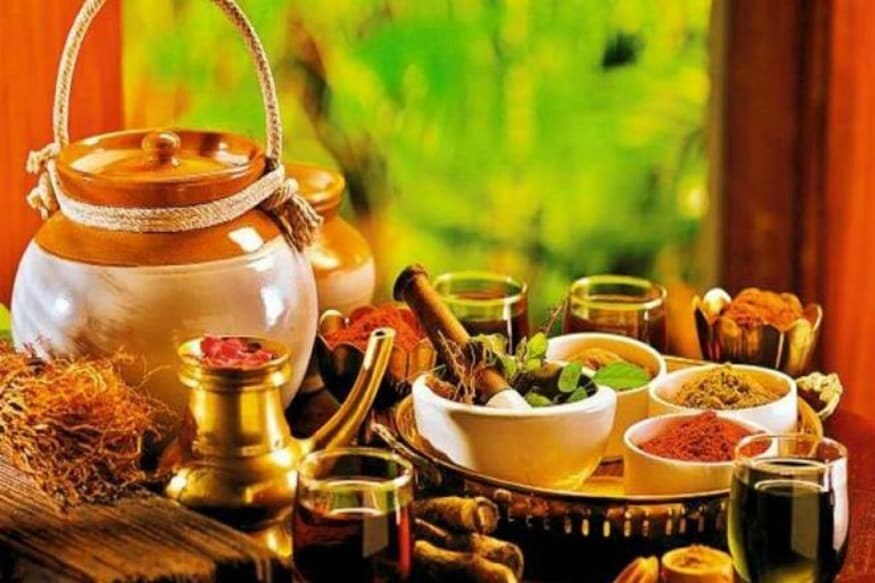 વૈદ્ય મિલન દશોંદીએ વધુમાં જણાવ્યું કે, દરરોજ સવારે આયુર્વેદિક ઉકાળો પીવાથી ભૂખ સારી લાગે અને ઈમ્યુન પાવરમાં સુધારો થાય છે. ગત તા.06 જુલાઈથી અત્યાર સુધીમાં કુલ આયુર્વેદિક અને હોમિયોપેથિકની સારવારથી કોરોનાની હળવી અસર ધરાવતાં કુલ 305 દર્દીઓમાંથી 128 દર્દીઓને રજા આપવામાં આવી છે. અન્ય 177 ની સારવાર ચાલી રહી છે. વૈદ્ય મિલન દશોંદીએ વધુમાં જણાવ્યું કે, દરરોજ સવારે આયુર્વેદિક ઉકાળો પીવાથી ભૂખ સારી લાગે અને ઈમ્યુન પાવરમાં સુધારો થાય છે. ગત તા.06 જુલાઈથી અત્યાર સુધીમાં કુલ આયુર્વેદિક અને હોમિયોપેથિકની સારવારથી કોરોનાની હળવી અસર ધરાવતાં કુલ 305 દર્દીઓમાંથી 128 દર્દીઓને રજા આપવામાં આવી છે. અન્ય 177 ની સારવાર ચાલી રહી છે.