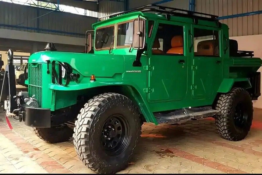 ધોનીની Nissan Jongaને 1 Ton ના નામથી ઓળખવામાં આવે છે પણ વાસ્તવમાં આ નિસાન 4W70 સિરીઝની વ્હીકલ છે. આ શાનદાર એસયૂવીમાં કંટ્રાસ્ટ ટેન કલરની સીટ્સ, બ્લેક ફિનિશ ડેશબોર્ડ અને સેન્ટ્રલ કંસોલ, એસી વેંટ્સ, સ્ટિયરિંગ વીલ અને સેન્ટ્રલ કંસોલ પર ગ્રીન એક્સેંટ્સ આપવામાં આવ્યા છે. નિસાન જોંગામાં 6 સિલિન્ડરનું પેટ્રોલ એન્જીન છે. ધોનીની Nissan Jongaને 1 Ton ના નામથી ઓળખવામાં આવે છે પણ વાસ્તવમાં આ નિસાન 4W70 સિરીઝની વ્હીકલ છે. આ શાનદાર એસયૂવીમાં કંટ્રાસ્ટ ટેન કલરની સીટ્સ, બ્લેક ફિનિશ ડેશબોર્ડ અને સેન્ટ્રલ કંસોલ, એસી વેંટ્સ, સ્ટિયરિંગ વીલ અને સેન્ટ્રલ કંસોલ પર ગ્રીન એક્સેંટ્સ આપવામાં આવ્યા છે. નિસાન જોંગામાં 6 સિલિન્ડરનું પેટ્રોલ એન્જીન છે.