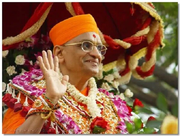 ઉલ્લેખનીય છે કે, પુરુષોત્તમપ્રિયદાસજી સ્વામીની તબિયત ઘણી નાજુક રહેતા ગઇ 12 જુલાઈના રોજ પુરુષોત્તમપ્રિયદાસજી સ્વામી મહારાજના અનુગામી તરીકે જીતેન્દ્રપ્રિયદાસજી સ્વામીની નિમણૂંક કરવામાં આવી હતી. ઉલ્લેખનીય છે કે, પુરુષોત્તમપ્રિયદાસજી સ્વામીની તબિયત ઘણી નાજુક રહેતા ગઇ 12 જુલાઈના રોજ પુરુષોત્તમપ્રિયદાસજી સ્વામી મહારાજના અનુગામી તરીકે જીતેન્દ્રપ્રિયદાસજી સ્વામીની નિમણૂંક કરવામાં આવી હતી.