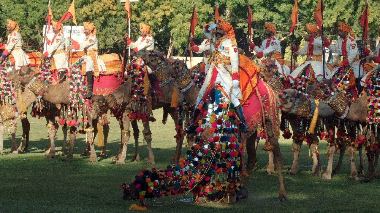 બોર્ડર સિક્યોરિટીના ડેપ્યુટી કમાન્ડર ઘનશ્યામ સિંહની આ તસવીર છે જે આ રેજીમેન્ટને લીડ કરે છે. (National Geographic/Abhik Wadhwa) બોર્ડર સિક્યોરિટીના ડેપ્યુટી કમાન્ડર ઘનશ્યામ સિંહની આ તસવીર છે જે આ રેજીમેન્ટને લીડ કરે છે. (National Geographic/Abhik Wadhwa)