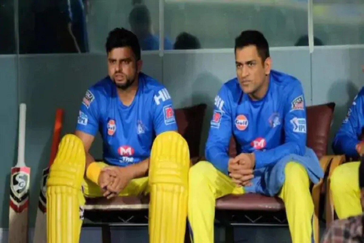 નવી દિલ્હી : સુરેશ રૈના (Suresh Raina) આઈપીએલ (IPL 2020) અને ચેન્નઈ સુપરકિંગ્સ (Chennai Super Kings)ને છોડીને ભારત પાછો ફર્યો છે. તેના પાછા ફરવાના મુદ્દે ઘણી અટકળો કરવામાં આવી રહી છે. તે ભારત પાછો ફરતા ઘણા સવાલ ઉઠી રહ્યા છે. સૌથી મોટો સવાલ તો છે કે શું ટીમમાં બધું ઠીક છે? નવી દિલ્હી : સુરેશ રૈના (Suresh Raina) આઈપીએલ (IPL 2020) અને ચેન્નઈ સુપરકિંગ્સ (Chennai Super Kings)ને છોડીને ભારત પાછો ફર્યો છે. તેના પાછા ફરવાના મુદ્દે ઘણી અટકળો કરવામાં આવી રહી છે. તે ભારત પાછો ફરતા ઘણા સવાલ ઉઠી રહ્યા છે. સૌથી મોટો સવાલ તો છે કે શું ટીમમાં બધું ઠીક છે?