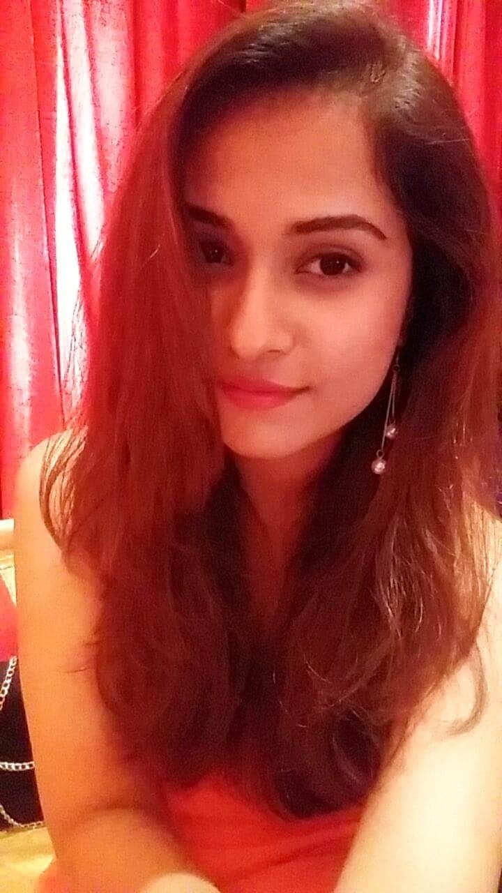આ પહેલાં દિશાની નગ્ન બોડી મળી હોવાની વાત ચર્ચાઇ હતી જે મુંબઇ પોલીસ દ્વારા ફગાવી દેવામાં આવી હતી. મુંબઈ પોલીસના ઝોન 11ના DCP વિશાલ ઠાકુરે કહ્યું હતું, સ્પષ્ટતા કરવા માગે છે કે દિશા સલિયનની બૉડી ન્યૂડ મળી હોવાના સમાચાર તદ્દન ખોટા છે. આ પહેલાં દિશાની નગ્ન બોડી મળી હોવાની વાત ચર્ચાઇ હતી જે મુંબઇ પોલીસ દ્વારા ફગાવી દેવામાં આવી હતી. મુંબઈ પોલીસના ઝોન 11ના DCP વિશાલ ઠાકુરે કહ્યું હતું, સ્પષ્ટતા કરવા માગે છે કે દિશા સલિયનની બૉડી ન્યૂડ મળી હોવાના સમાચાર તદ્દન ખોટા છે.