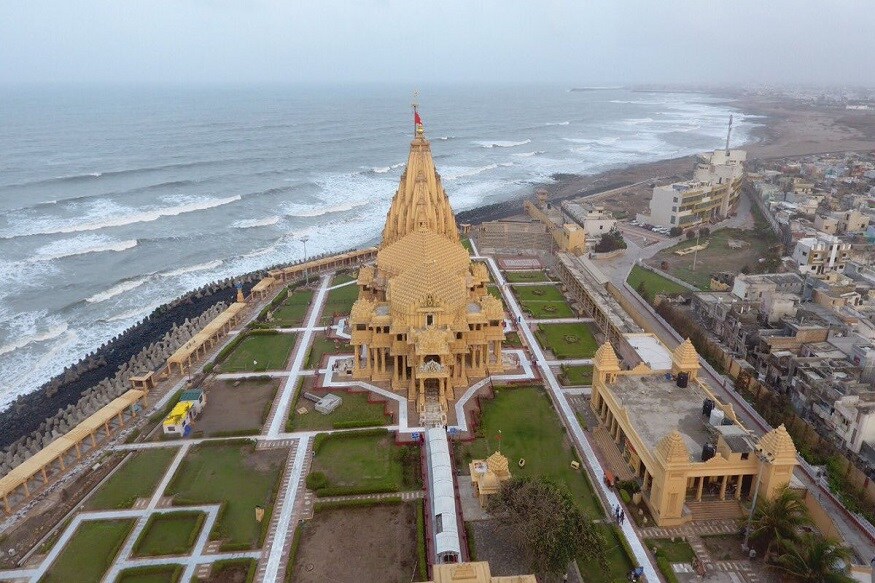 સોમનાથ મંદિરનું જે રીતે નિર્માણ કરવામાં આવ્યું તે જ રીતે નિર્માણ હવે રામ મંદિરનું થવા જઈ રહ્યું છે. પ્રધાનમંત્રી નરેન્દ્ર મોદીના હસ્તે રામ મંદિરનો શિલાન્યાસ થવા જઇ રહ્યો છે. આ બંને વચ્ચે સામ્યતા છે. ગુજરાતની દરેક પરિસ્થિતિમાં રોલ સરખો રહ્યો છે. જ્યારે રામ મંદિર માટે સોમનાથથી રથયાત્રા નીકળી હતી ત્યારથી પ્રધાનમંત્રી નરેન્દ્ર મોદીના મનમાં એક સંકલ્પ હશે કે તે દિવસથી હજુ સુધી તેઓ અયોધ્યા મુલાકાતે ગયા નથી. હવે જ્યારે રામ જન્મભૂમિ નિર્માણ થવા જઇ રહ્યું છે ત્યારે તેઓ અયોધ્યા ખાતે રામ મંદિરના ભૂમિ પૂજન કરવા માટે કરવા માટે જઇ રહ્યા છે. (પ્રતિકાત્મક તસવીર) સોમનાથ મંદિરનું જે રીતે નિર્માણ કરવામાં આવ્યું તે જ રીતે નિર્માણ હવે રામ મંદિરનું થવા જઈ રહ્યું છે. પ્રધાનમંત્રી નરેન્દ્ર મોદીના હસ્તે રામ મંદિરનો શિલાન્યાસ થવા જઇ રહ્યો છે. આ બંને વચ્ચે સામ્યતા છે. ગુજરાતની દરેક પરિસ્થિતિમાં રોલ સરખો રહ્યો છે. જ્યારે રામ મંદિર માટે સોમનાથથી રથયાત્રા નીકળી હતી ત્યારથી પ્રધાનમંત્રી નરેન્દ્ર મોદીના મનમાં એક સંકલ્પ હશે કે તે દિવસથી હજુ સુધી તેઓ અયોધ્યા મુલાકાતે ગયા નથી. હવે જ્યારે રામ જન્મભૂમિ નિર્માણ થવા જઇ રહ્યું છે ત્યારે તેઓ અયોધ્યા ખાતે રામ મંદિરના ભૂમિ પૂજન કરવા માટે કરવા માટે જઇ રહ્યા છે. (પ્રતિકાત્મક તસવીર)