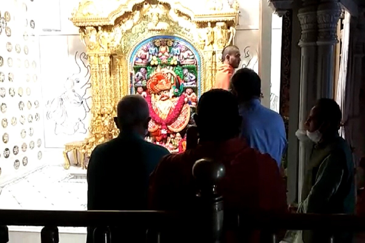 ઉલ્લેખનીય છે કે ગત 2 ઓગસ્ટના દિવસે કેન્દ્રીય ગૃહમંત્રી અમિત શાહનો રિપોર્ટ કોરોના પોઝિટિવ આવ્યો છે. આ જાણકારી તેમણે ખુદ ટ્વીટ કરીને આપી હતી. ઉલ્લેખનીય છે કે ગત 2 ઓગસ્ટના દિવસે કેન્દ્રીય ગૃહમંત્રી અમિત શાહનો રિપોર્ટ કોરોના પોઝિટિવ આવ્યો છે. આ જાણકારી તેમણે ખુદ ટ્વીટ કરીને આપી હતી.