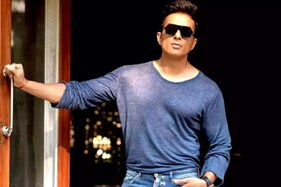 સોનૂ સૂદ પાસે દરરોજ કેટલાં લોકો માંગે છે મદદ? પહેલી વખત જાહેર કર્યા આંકડા