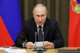 પુતિનની જાહેરાત - રશિયાની કોવિડ-19 વેક્સીનને મળી મંજૂરી, મારી પુત્રીને આપ્યો પ્રથમ ડોઝ