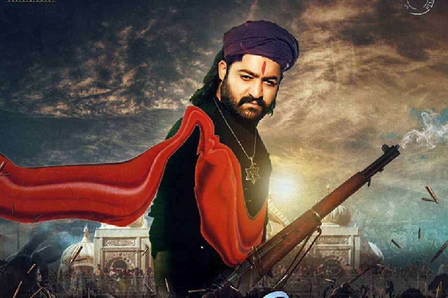 લોકડાઉનનાં કારણે પહેલાં આ વીડિયો જાહેર કરવામાં આવ્યો નહતો. પણ હવે જ્યારે આ વીડિયો જાહેર થઇ ગયો છે તો આ ફિલ્મમાં જૂનિયર NTR ભીમનાં રોલમાં નજર આવશે. આરઆરઆરનાં ઓફિશિયલ ટ્વિટર હેન્ડલથી તેનો પહેલો લૂક રિલીઝ થઇ ગયો છે, જે ખાસ ઇન્ટેન્સ દમદાર નજર આવી રહે છે. લોકડાઉનનાં કારણે પહેલાં આ વીડિયો જાહેર કરવામાં આવ્યો નહતો. પણ હવે જ્યારે આ વીડિયો જાહેર થઇ ગયો છે તો આ ફિલ્મમાં જૂનિયર NTR ભીમનાં રોલમાં નજર આવશે. આરઆરઆરનાં ઓફિશિયલ ટ્વિટર હેન્ડલથી તેનો પહેલો લૂક રિલીઝ થઇ ગયો છે, જે ખાસ ઇન્ટેન્સ દમદાર નજર આવી રહે છે.