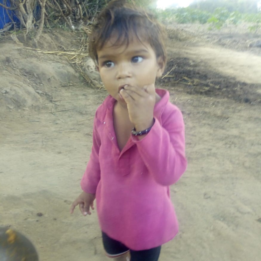 બાદમાં ભરતભાઈ અને તેમના પરિવારજનોએ સતત બે દિવસ સુધી તેની શોધખોળ કરી હતી, તેમ છતાં પણ તેમની પત્ની ન મળતા આખરે તેઓ પીરગઢ ગામે તેમની સાસરીમાં બેઠા હતા, તે સમયે જ ઠાકોર સમાજના કેટલાક આગેવાનો ગાડીમાં તેની પત્ની અને મૃત બાળકને મુકવા માટે આવ્યા હતા. બાદમાં ભરતભાઈ અને તેમના પરિવારજનોએ સતત બે દિવસ સુધી તેની શોધખોળ કરી હતી, તેમ છતાં પણ તેમની પત્ની ન મળતા આખરે તેઓ પીરગઢ ગામે તેમની સાસરીમાં બેઠા હતા, તે સમયે જ ઠાકોર સમાજના કેટલાક આગેવાનો ગાડીમાં તેની પત્ની અને મૃત બાળકને મુકવા માટે આવ્યા હતા.