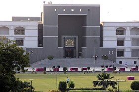 સ્થાનિક સ્વરાજની ચૂંટણી : એક જ દિવસે તમામ ચૂંટણીની મતગણતરી કરવાની અરજી HCએ ફગાવી