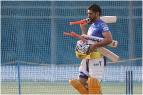 IPL 2020: ધોનીની ટીમ હજુ પણ પહોંચી શકે છે પ્લેઓફમાં, આ છે પૂરું ગણિત