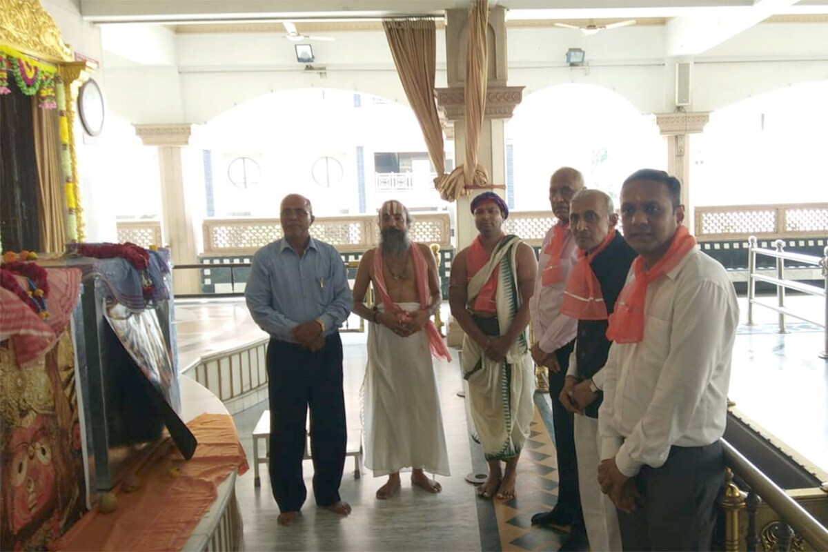 આ મંદિર 20 એકર જમીનમાં પહેલા તબક્કામાં અંદાજિત 125 કરોડના ખર્ચ સાથે બનાવવામાં આવશે. શ્રી ભગવાન જગન્નાથના ભક્તોને યુનાઇટેડ કિંગડમમાં વર્ગ, જાતિ અથવા ક્ષેત્રને ધ્યાનમાં લીધા વિના જોડવા અને રૉગચાળો, કુદરતી આફતો તથા અન્ય આકસ્મિક ઘટનાઓ દરમિયાન સ્થાનિક અધિકારીઓ અને સમુદાયોને સ્વયંસેવક દ્વારા સેવાઓ પ્રદાન કરવાનો ઉદેશ છે. આ માટે પહેલાથી જ યુનાઇટેડ કિંગડમના સ્થાનિક વહીવટી તંત્ર અને રાષ્ટ્રીય અધિકારીઓનું અભૂતપૂર્વ સમર્થન પ્રાપ્ત થયું છે. સલાહકાર બોર્ડમાં યુકે સરકારના સભ્યોને પણ સામેલ કરવામાં આવ્યા છે. આ મંદિર 20 એકર જમીનમાં પહેલા તબક્કામાં અંદાજિત 125 કરોડના ખર્ચ સાથે બનાવવામાં આવશે. શ્રી ભગવાન જગન્નાથના ભક્તોને યુનાઇટેડ કિંગડમમાં વર્ગ, જાતિ અથવા ક્ષેત્રને ધ્યાનમાં લીધા વિના જોડવા અને રૉગચાળો, કુદરતી આફતો તથા અન્ય આકસ્મિક ઘટનાઓ દરમિયાન સ્થાનિક અધિકારીઓ અને સમુદાયોને સ્વયંસેવક દ્વારા સેવાઓ પ્રદાન કરવાનો ઉદેશ છે. આ માટે પહેલાથી જ યુનાઇટેડ કિંગડમના સ્થાનિક વહીવટી તંત્ર અને રાષ્ટ્રીય અધિકારીઓનું અભૂતપૂર્વ સમર્થન પ્રાપ્ત થયું છે. સલાહકાર બોર્ડમાં યુકે સરકારના સભ્યોને પણ સામેલ કરવામાં આવ્યા છે.