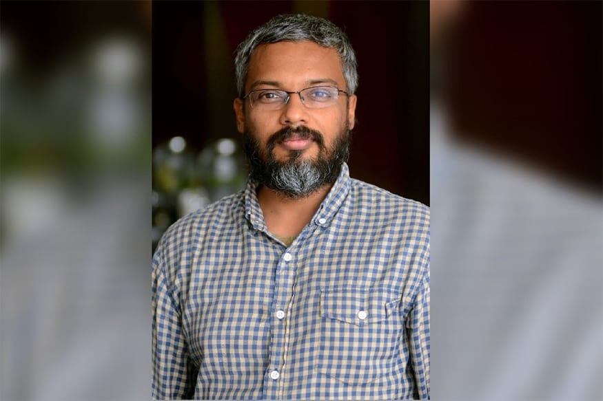ઉડાનના જ Vaibhav Guptaએ પણ પોતાની મહેનત અને લગનથી પોતાની 13,100 કરોડ રૂપિયાની સંપત્તિ ઊભી કરી છે. ઉડાનના જ Vaibhav Guptaએ પણ પોતાની મહેનત અને લગનથી પોતાની 13,100 કરોડ રૂપિયાની સંપત્તિ ઊભી કરી છે.