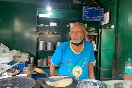 બાબા કા ઢાબા કેસ : છેતરપિંડીના આરોપ પછી યૂટ્યૂબરે કહ્યું- હું અપ્રામાણિક નથી, પુરવા અપલોડ કરીશ બાબા કા ઢાબા કેસ : છેતરપિંડીના આરોપ પછી યૂટ્યૂબરે કહ્યું- હું અપ્રામાણિક નથી, પુરવા અપલોડ કરીશ