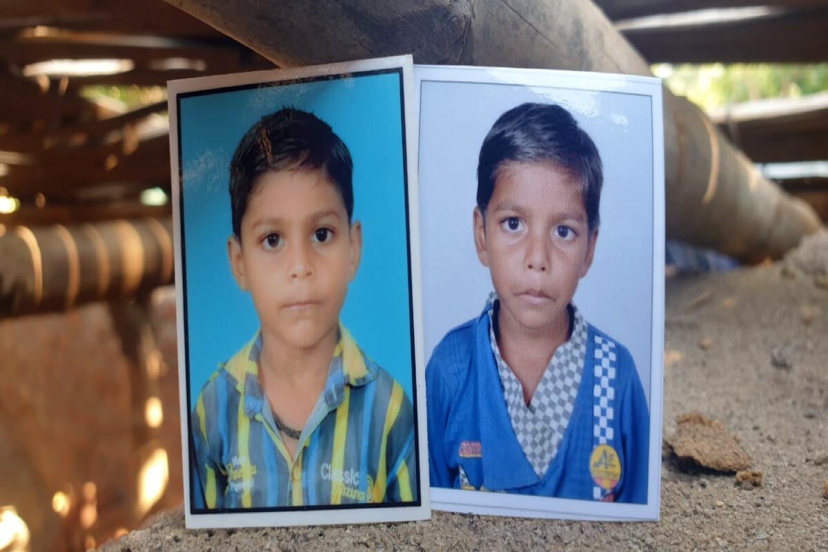 પિતા એ તેના 2 સંતાનો સહીત આપઘાત કર્યો હતો જે દરમ્યાન તેની પત્ની ને પણ તેને કુવામા ધકેલવાનો પ્રયાસ કર્યો હતો પરંતુ તેની પત્ની છટકી ગઈ અને પિતા અને પુત્રો કુવામા ખાબકી ગયા અને મોત વ્હાલુ કર્યુ . પિતા એ તેના 2 સંતાનો સહીત આપઘાત કર્યો હતો જે દરમ્યાન તેની પત્ની ને પણ તેને કુવામા ધકેલવાનો પ્રયાસ કર્યો હતો પરંતુ તેની પત્ની છટકી ગઈ અને પિતા અને પુત્રો કુવામા ખાબકી ગયા અને મોત વ્હાલુ કર્યુ .
