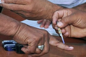 ગાંધીનગર : મુખ્યમંત્રી રૂપાણી અને કૉંગ્રેસની રજૂઆતના પગલે  મનપાની ચૂંટણી મોકૂફ