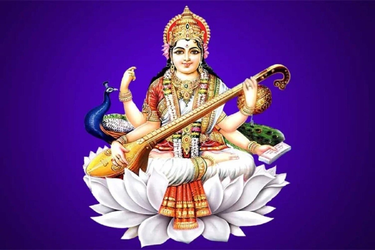 પોષ સુદ પૂનમની વહેલી સવારે 3.50 મિનિટે ચંદ્ર પુષ્ય નક્ષત્રમાં પ્રવેશ કરે છે અને રાત્રે 12.46 મિનિટ સુધી રહેશે. છઠ્ઠા સ્થાને રહેલ મંગળ નવમે રહેલ ચંદ્ર પર દ્રષ્ટિ કરે છે તેથી લક્ષ્મીયોગ પણ બને છે. આ દિવસે કરવામાં આવેલું કાર્ય લક્ષ્મીદાયક બની રહેશે. આ ઉપરાંત આ દિવસ વિદ્યાપ્રાપ્તી અને સરસ્વતી દેવીની આરાધના માટે શ્રેષ્ઠ ગણાય છે. પોષ સુદ પૂનમની વહેલી સવારે 3.50 મિનિટે ચંદ્ર પુષ્ય નક્ષત્રમાં પ્રવેશ કરે છે અને રાત્રે 12.46 મિનિટ સુધી રહેશે. છઠ્ઠા સ્થાને રહેલ મંગળ નવમે રહેલ ચંદ્ર પર દ્રષ્ટિ કરે છે તેથી લક્ષ્મીયોગ પણ બને છે. આ દિવસે કરવામાં આવેલું કાર્ય લક્ષ્મીદાયક બની રહેશે. આ ઉપરાંત આ દિવસ વિદ્યાપ્રાપ્તી અને સરસ્વતી દેવીની આરાધના માટે શ્રેષ્ઠ ગણાય છે.
