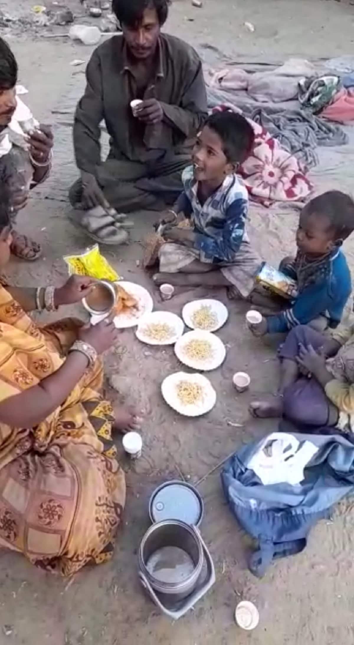 તેઓ કહે છે કે, ગરીબોને પડતી મુશ્કેલી તેઓએ ખૂબ નજીકથી જોઈ અને અનુભવી છે. એટલે જ્યારે પણ કોઈ ગરીબ અને ભૂખ્યા લોકોને જોઉં છું એટલે તેને મદદ કરવાની પ્રેરણા આપોઆપ મળે છે. તેઓ કહે છે કે, ગરીબોને પડતી મુશ્કેલી તેઓએ ખૂબ નજીકથી જોઈ અને અનુભવી છે. એટલે જ્યારે પણ કોઈ ગરીબ અને ભૂખ્યા લોકોને જોઉં છું એટલે તેને મદદ કરવાની પ્રેરણા આપોઆપ મળે છે.